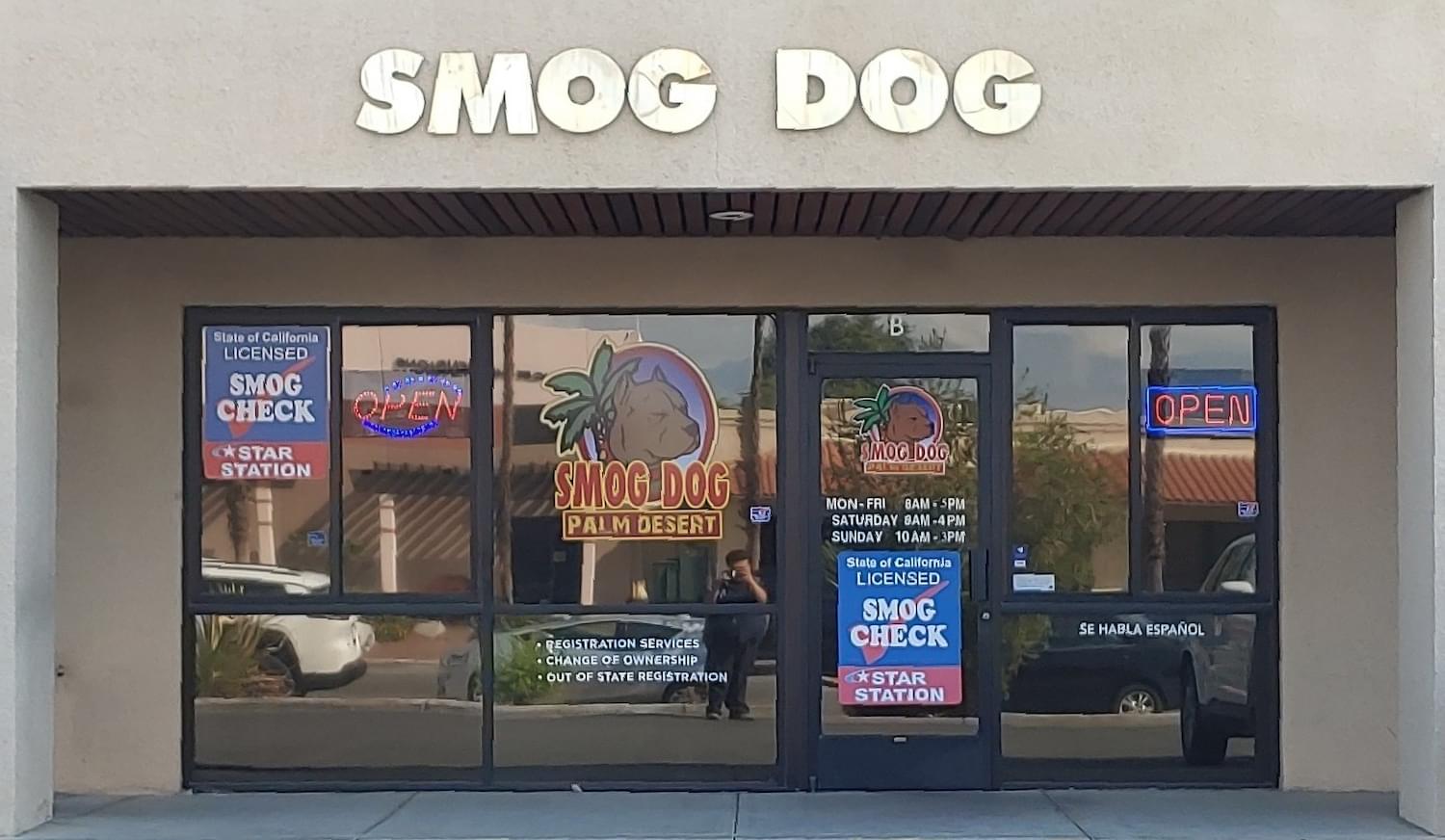 Front Entracne to Smog Dog Palm Desert